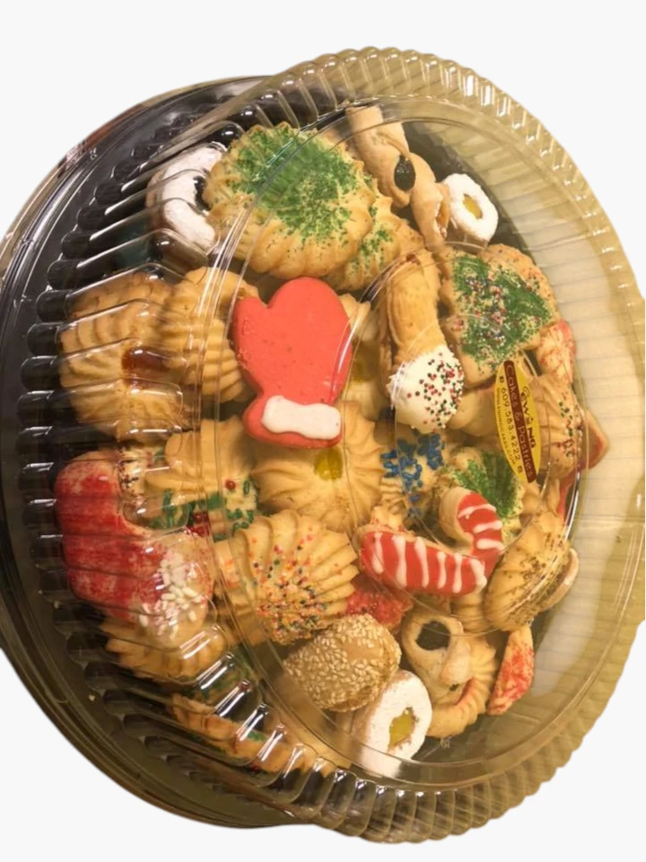 Decorated cookie by Ewing Cakes 1